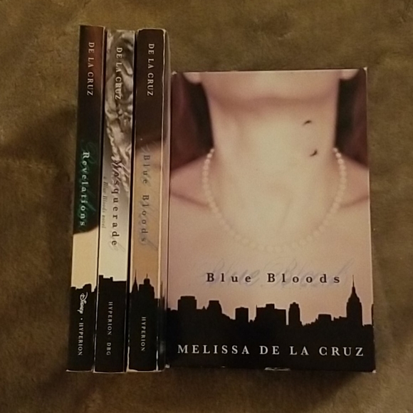 Blue Bloods 3 Book Set - Picture 2 of 9